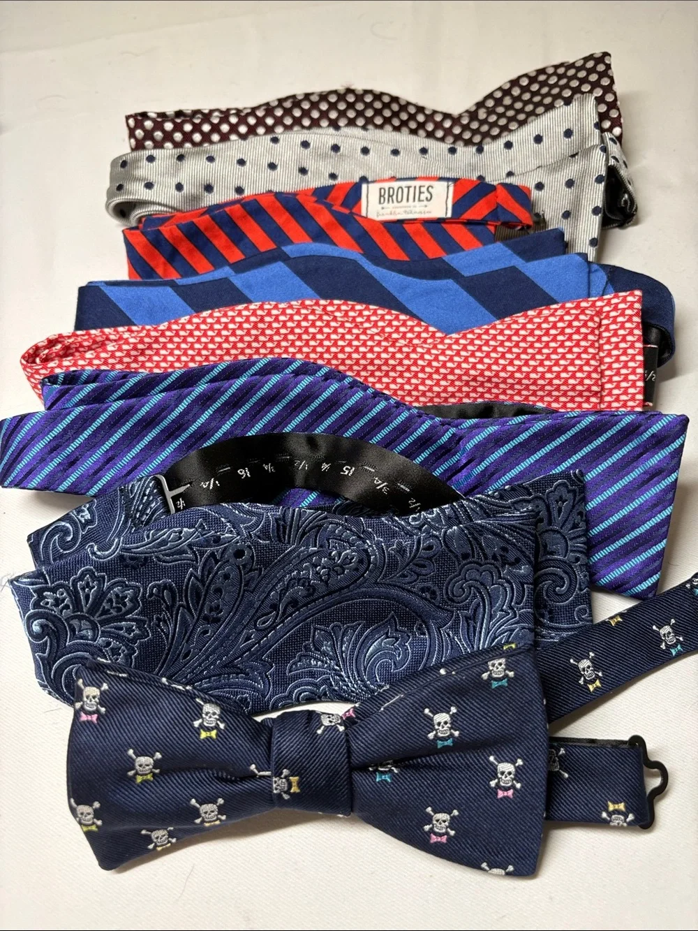 Assorted Makers Bow ties Lot of 8 Most Silk or Silk Blend See pics